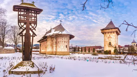 Tradiții și obiceiuri pe 1 ianuarie. Ce trebuie să faci în prima zi a anului pentru a avea noroc în 2024?