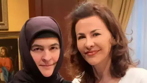 Adina Alberts face noi dezvăluiri despre sora ei, care e măicuță la o mănăstire de lângă Sibiu: „Puterea rugăciunii ei este reală”