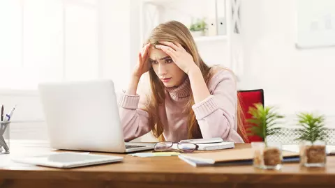 Burnout-ul de sărbători. De ce nu ne simțim mai bine după vacanță, ci mai obosiți