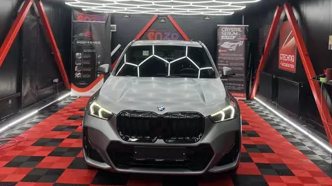 Inovația în protecția și personalizarea auto: despre serviciile de colantări și folie auto