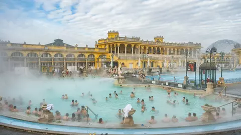 Băile termale din Budapesta: ce trebuie să știi