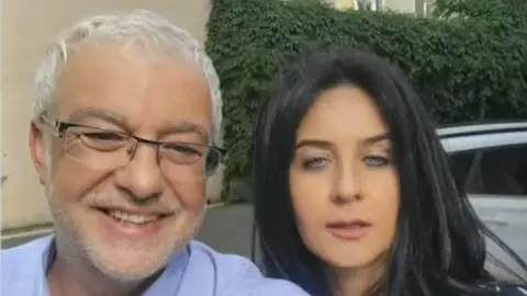 Cine e Camelia, noua iubită a lui Cătălin Crișan. După două divorțuri, artistul e iar îndrăgostit: „I-am făcut cadou un inel. Nimic scump, fără diamante”