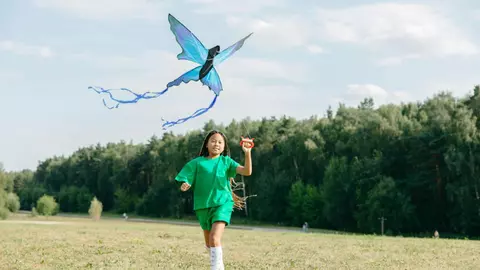Ce poți face împreună cu copilul tău când ieșiți în parc