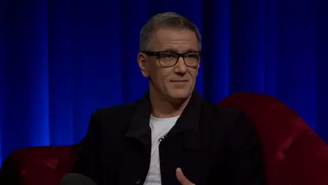 Viața neștiută a lui Cosmin Cernat, prezentatorul emisiunii „Insula de 1 milion”, la Kanal D: „Mama mea a murit de cancer. Eu aveam 6 ani”
