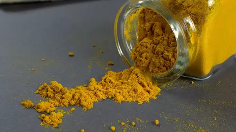 Condimentele care ne pot salva viața. Milionarul care și-a construit un drum spre spiritualitate explică: „Curcuma este, după cercetările specialiștilor, cel mai eficient”