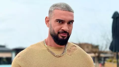 Cu ce se ocupă noua iubită a lui Dorian Popa. Cum au apărut în vacanță