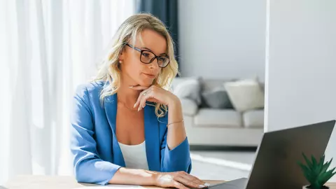 Deschiderea unui cont bancar online îți face viața mai ușoară