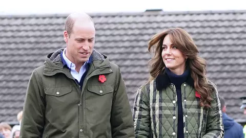 Kate Middleton, „fericită și sănătoasă” la o vizită pe care a făcut-o la un magazin agricol. Prințesa e scumpă la vedere după operația suferită