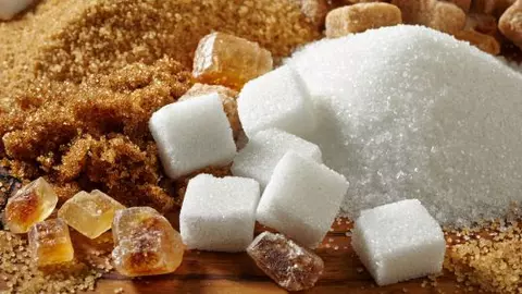 Pericolele pe care le ascunde consumul de zahăr