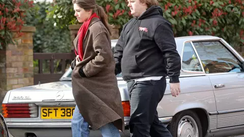 Anunțul făcut de Lewis Capaldi după ce a dezvăluit boala de care suferă. Care este starea lui?