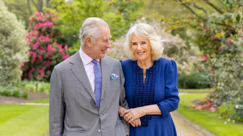 Regele Charles revine la munca regală chiar dacă suferă de cancer. Ce întrevedere importantă are la Palatul Buckingham