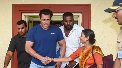 Salman Khan nu are simțul umorului? Îl dă în judecată pentru defăimare pe un actor de stand-up comedy care l-a pomenit în glumele lui