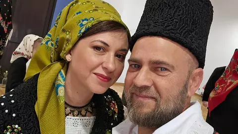 Cosmin Seleși are casă la Maramureș. Cum arată locuința prezentatorului, care are ferestre mari cu vedere la peisajul montan