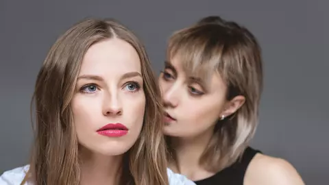 De ce vrea prietena ta divorțată să divorțezi și tu?