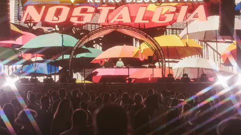 Festivalul NOSTALGIA are loc între 27 – 30 iunie  și se desfășoară, pentru al doilea an consecutiv,  la Federația de Tir Sportiv, lângă pădurea Băneasa.  Ce surprize pregătesc organizatorii în această ediție