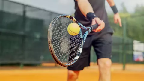 Beneficiile tenisului pentru sănătatea ta - 8 motive să practici acest sport