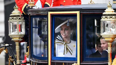 De ce ieșirea lui Kate Middleton la Trooping the Colour nu indică o revenire la îndatoririle regale! Prințesa încă face chimioterapie