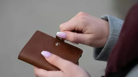 Oferă un cadou cu sens: portofelul ideal