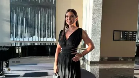 Câți bani a dat Simona Halep pe rochia purtată la nunta lui Ianis Hagi. Costă mai mult decât o mașină