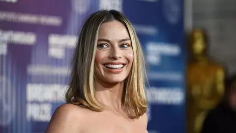 Margot Robbie este însărcinată! Cea mai frumoasă actriță de la Hollywood așteaptă primul copil