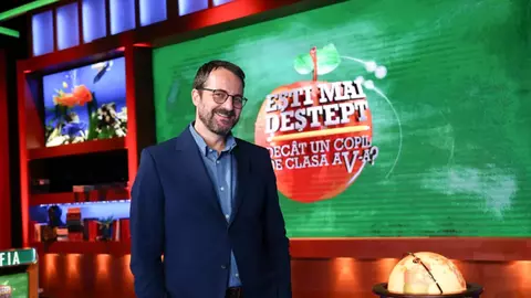 Andrei Aradits, înlocuit în emisiunea „Ești mai deștept decât un copil de clasa a V-a?” de la Antena 1. Cine îi ia locul