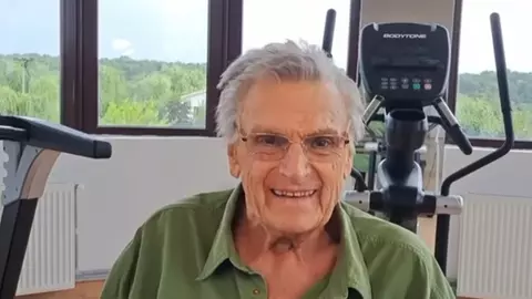 Anunțul făcut de Florin Piersic la prima apariție publică după problemele de sănătate: „Am fost cam bolnăvior, dar omul rămâne și eu sunt cu dumneavoastră”