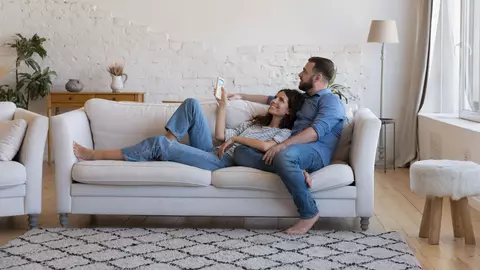 De ce să investești într-un aparat de aer condiționat modern: Top 5 avantaje