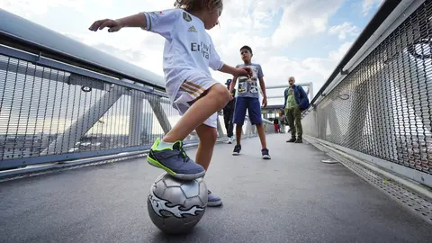Top 5 pași de alegere a adidașilor de băieței pentru toamnă