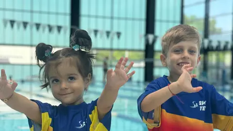 Eficiența înotului în timpul anului școlar: o activitate fizică benefică pentru corp și minte