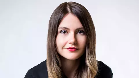 Laura Lăzărescu: "Industria dezvoltării de jocuri video este una dintre cele mai puternice sectoare din divertisment, depășind-o pe cea a cinematografiei..."