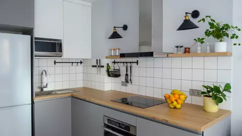 Amenajarea bucătăriei în stil scandinav: ce caracteristici are și cum să le aplici