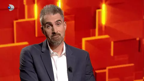 Cum au ales Ernest și soția lui să își educe copilul. Alex are 10 ani. „Vrea să fenteze regula. Ne mai ciondănim”