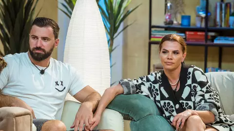 Mesajul lui Andrei Stoica după ce el și soția lui au fost eliminați de la Power Couple. „Lăsați ura la o parte, jignirile, nu vă înnegriți sufletul, e păcat, așa este acel joc”