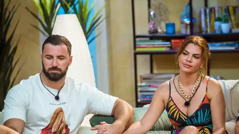 Ce se întâmplă cu Andrei Stoica după ce a fost luat cu targa de pe pârtie. Sportivul s-a accidentat în timp ce se dădea cu placa