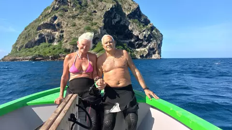Monica Tatoiu și-a aniversat soțul în Marea Caraibilor. Cum au fost surprinși cei doi pe insula Bonaire. „Dacă nu ai un Capricorn, cumpără-ți!”