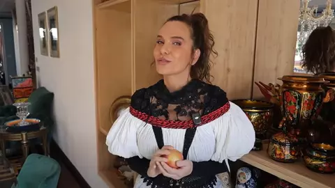 Rețeta Annei Lesko de zeamă moldovenească cu tăiței. Cântăreața a dezvăluit totul despre modul de preparare