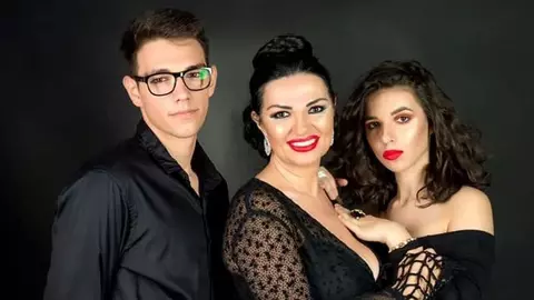 Ozana Barabancea ajută mamele și copiii aflați în dificultate: "Viața mea s-a schimbat când am ales să o aduc pe lume pe Gloria, în condițiile în care toată familia mea m-a descurajat"