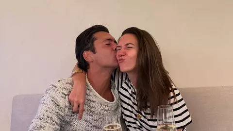 Ce mesaj ironic i-a transmis Radu Vâlcan Adelei Popescu, după ce a ajuns în Thailanda. „Nici mie nu mi-e ușor”