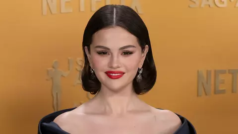Ce a scos la iveală Selena Gomez cu rochia neagră purtată la SAG Awards 2025. A făcut furori pe covorul roșu, printre actrițe