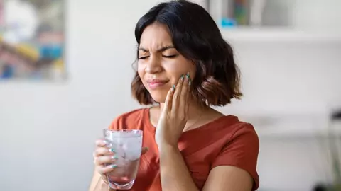 Strategii Eficiente pentru Prevenirea Sensibilității Dentare de la Primele Semne