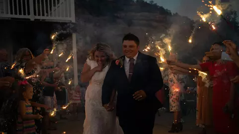 GHIDUL IUBIRII există și fiecare nativ contribuie la el! Iubirea e scrisă în stele: lecțiile cosmice pe care fiecare zodie le oferă despre dragoste. Cum să iubești mai profund, mai sincer și mai frumos