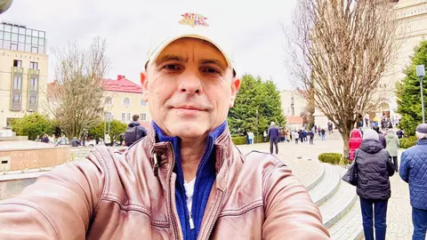 Experiența neplăcută pe care Dan Negru a avut-o la TNB. „Am văzut actori dansând lasciv pe cruce. Treaba statului e să nu finanțeze vrajba!”