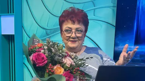 Minerva, înmormântare cu simboluri astrologice. Lacrimi și aplauze pe ultimul drum