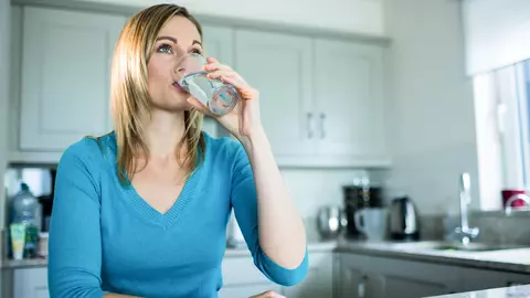 Apa și detoxifierea organismului: ce trebuie să știi