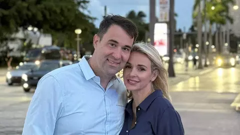 Motivul pentru care Catrinel Sandu și fetele ei se întorc în România. Ce se întâmplă cu soțul vedetei, americanul Steve. „Am prins gustul”