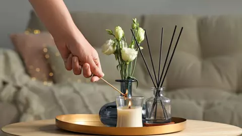 Cum să creezi o atmosferă zen în casa ta cu ajutorul unui odorizant de cameră cu bețișoare?