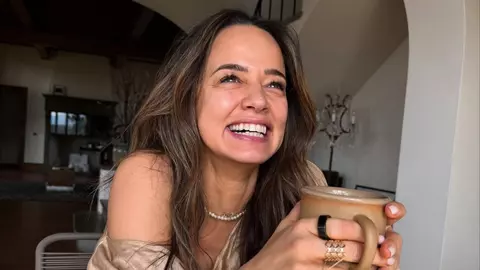 Andreea Raicu, emoționată după victoria lui Nicușor Dan: „E despre lumină. Despre un nou început”. Ea a îmbrăcat-o pe Mirabela Grădinaru
