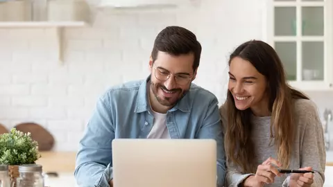 Idei neobișnuite prin care poți face rost de bani de vacanță 
