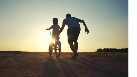 Cele mai bune activități în aer liber pentru copii – idei care aduc zâmbete și energie