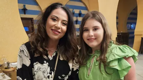 Isabela, fiica Oanei Roman și a lui Marius Elisei, are deja propriul venit la doar 11 ani. Ce „job” are și cum își gestionează banii